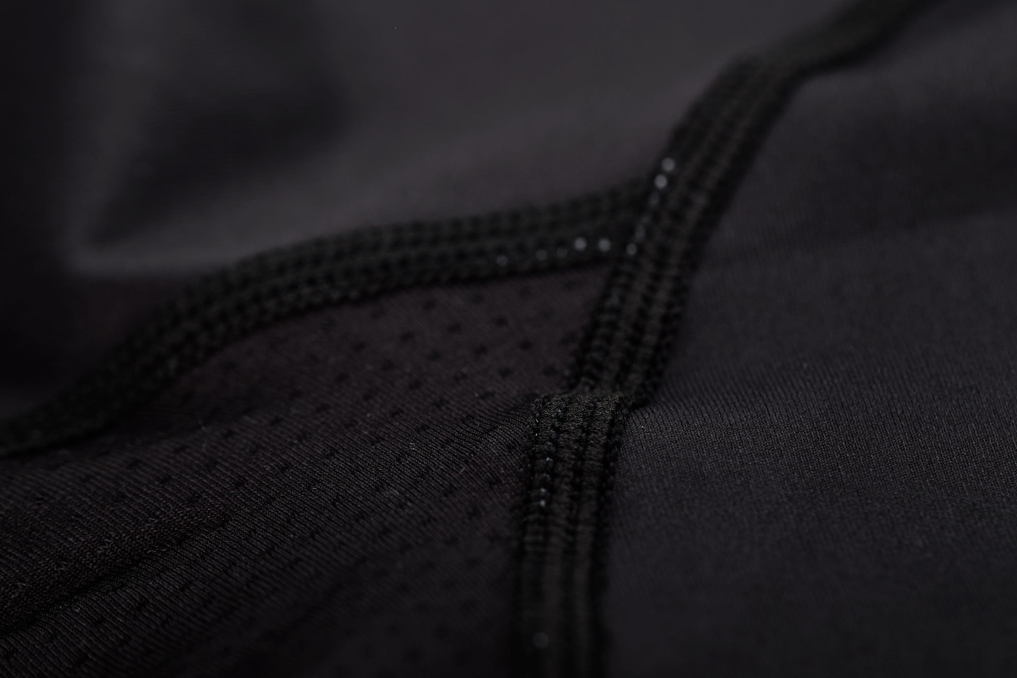 Rank Rashguard RV2 kurzarm Schwarz/Lila 8 Rank Rashguard RV2 kurzarm Schwarz/Lila – Bild 8